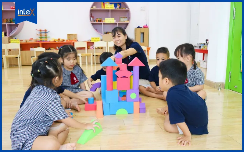 Lợi ích khi dạy STEM cho trẻ mầm non