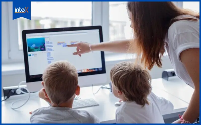 Trẻ em có nên học lập trình? Khám phá lợi ích và khả năng phù hợp