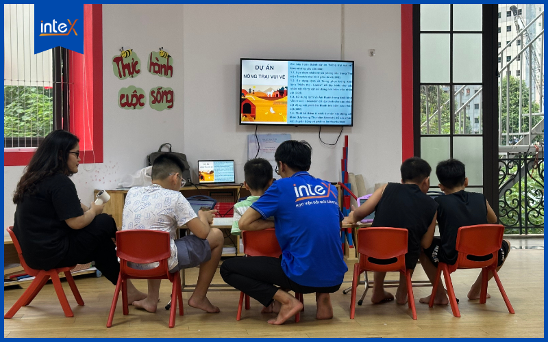 Dạy Scratch cho trẻ tại các trường tiểu học