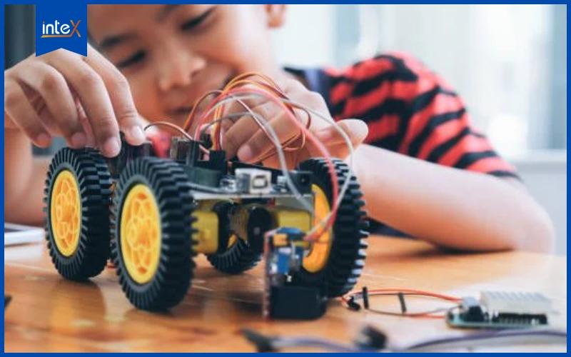 Cho bé học lập trình Robotics sớm và những lợi ích sau này