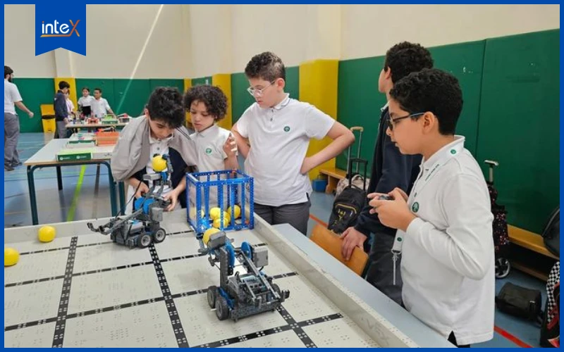 Lớp học Robotics của trẻ em thế giới điều