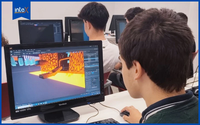 Lớp học lập trình game cho trẻ THCS