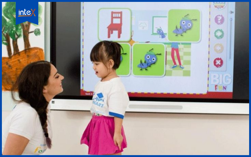 STEM tích hợp môn học trong lớp lập trình tại trường mầm non
