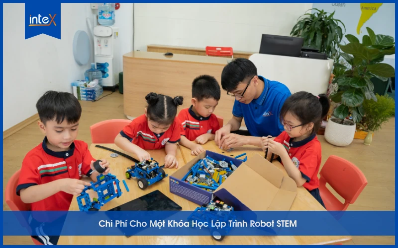 Chi Phí Cho Một Khóa Học Lập Trình Robot STEM
