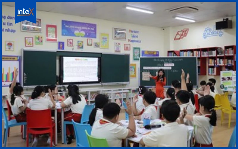 Lớp học STEM ứng dụng phương pháo 5E