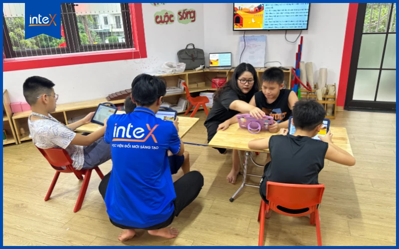 Nên cho con học robot ở đâu