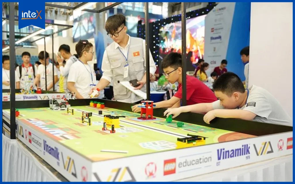 Hơn 1500 tài năng trẻ tại cuộc thi Robotacon WRO 2024