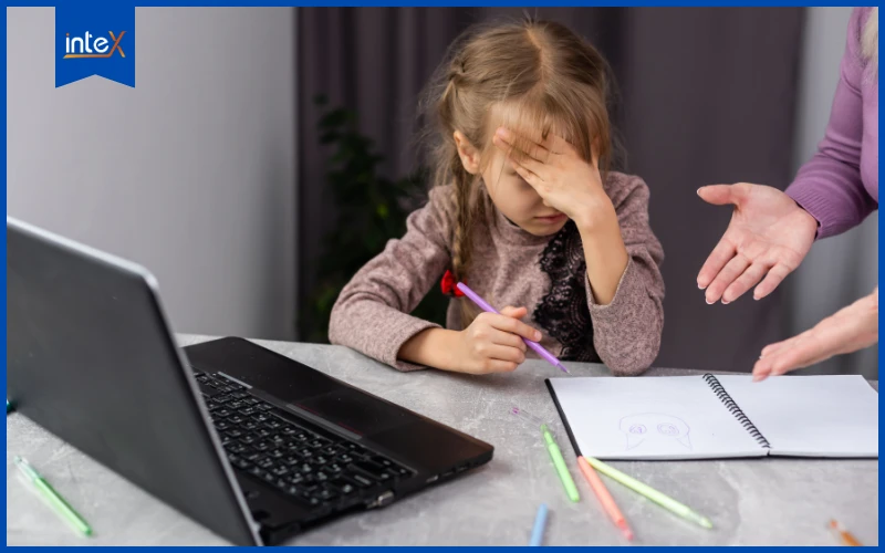 Nhóm lỗi máy chậm_đơ khiến trẻ nản học