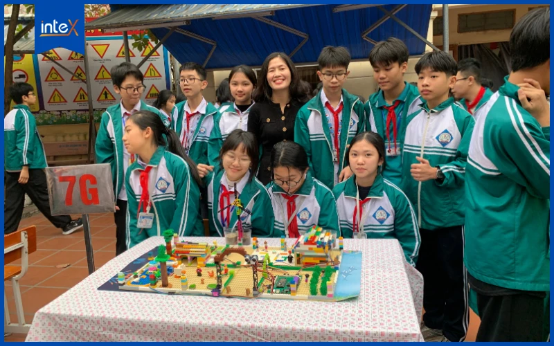 Mô hình Nông trại vui vẻ - Học sinh lớp 7G THCS Bình Minh