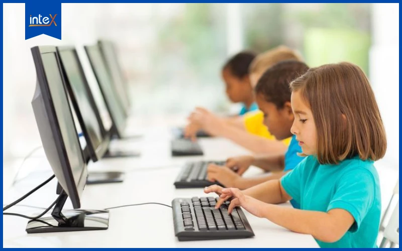 Lợi ích vượt trội khi trẻ được dạy lập trình trong thời đại AI