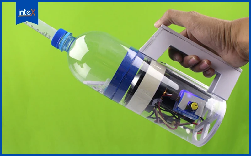 Máy hút bụi mini từ vật liệu tái chế