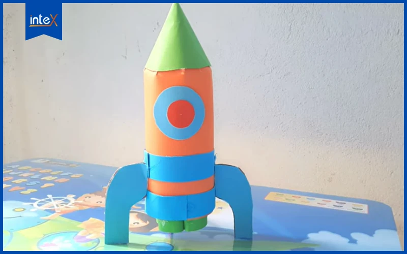 Tên lửa chế tạo từ chai nhựa