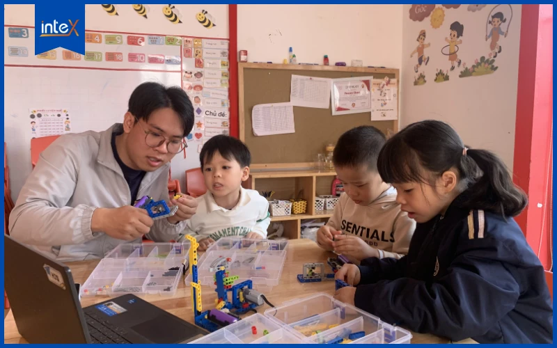 inteX xây dựng lộ trình học phù hợp với mọi lứa tuổi