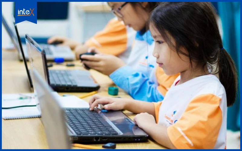 Phụ huynh nên chọn trung tâm tin học phù hợp với trẻ