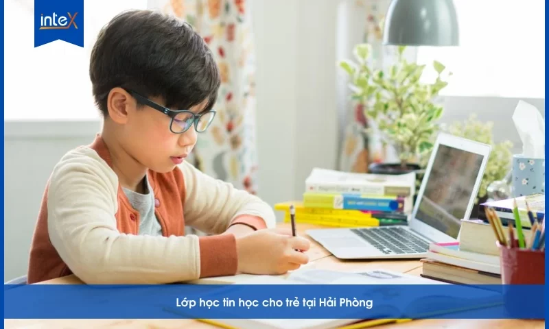 Lớp học tin học cho trẻ tại Hải Phòng